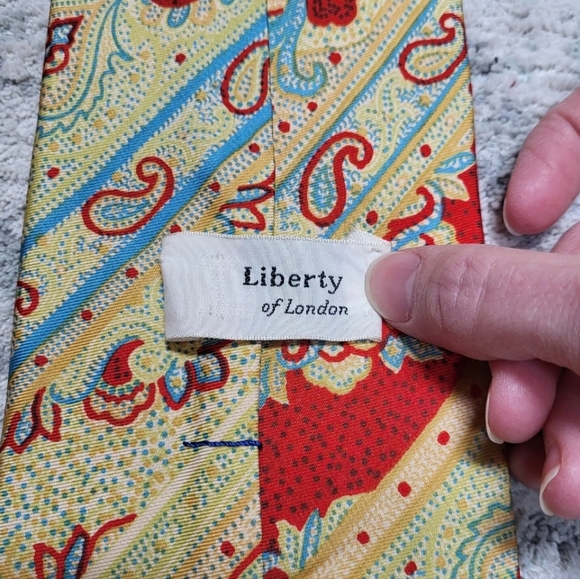 VTG 70s Liberty Of London All Silk Tie Yellow Red Abstract 4" Wide New Old Stock - Picture 4 of 9
